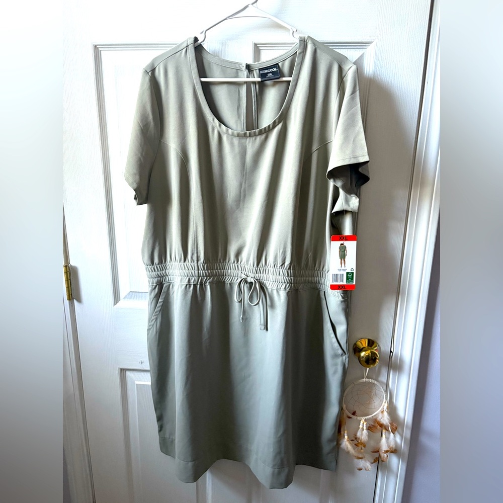 Elegant Gray Dress